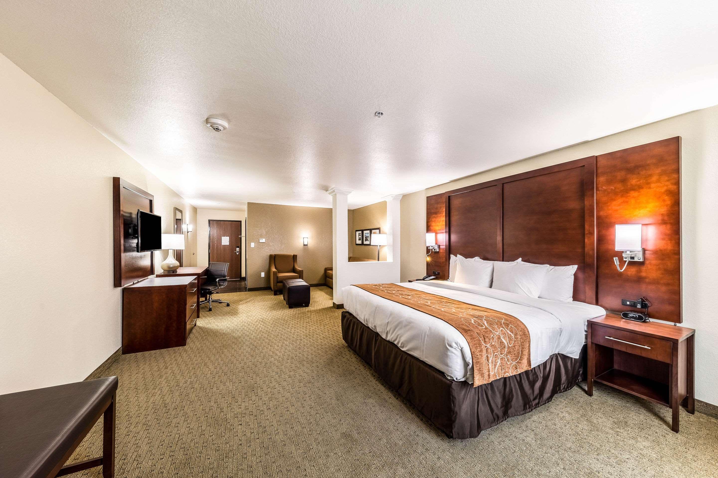 Comfort Suites Grand Prairie - Arlington North Bagian luar foto