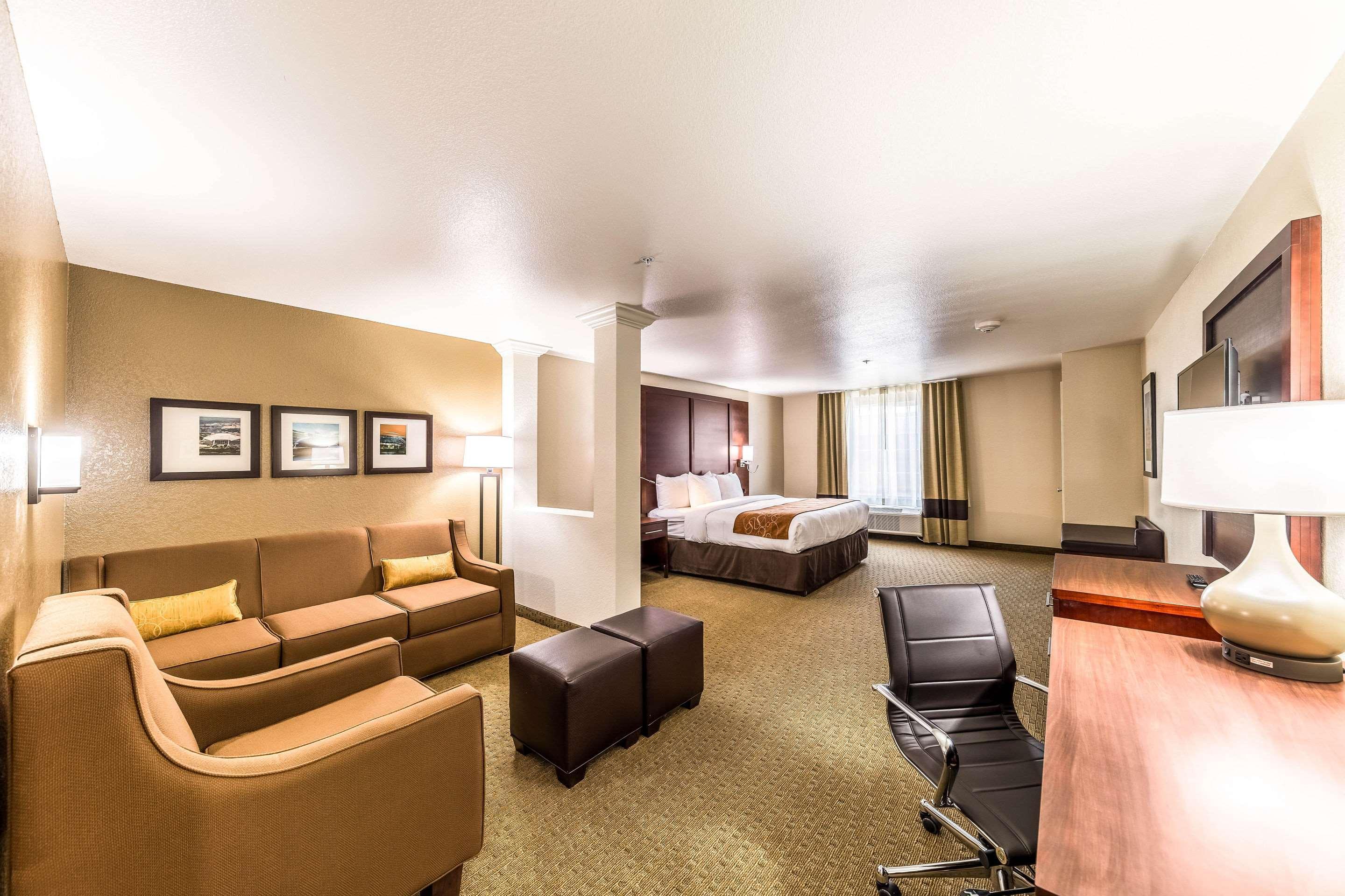 Comfort Suites Grand Prairie - Arlington North Bagian luar foto